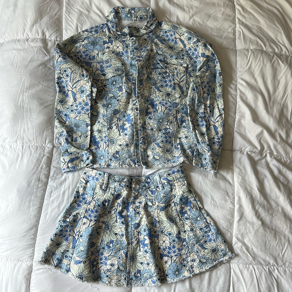 Forever 21 Kids jacket and skirt set